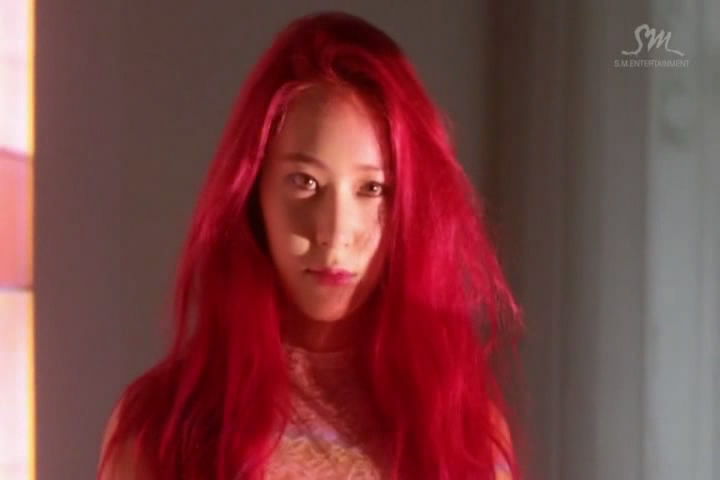 �������ﵥ��MV���� [����Ӱ��]-����MV���� f(x) - The 2nd Album _'Pink Tape_' Art Film ����MV����[��������Ӱ...(1)