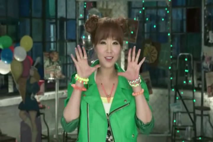 �������ﵥ��MV���� [����Ӱ��]-����MV���� ��ҫ̫ - Hollywood ����MV����[��������Ӱ����](1)